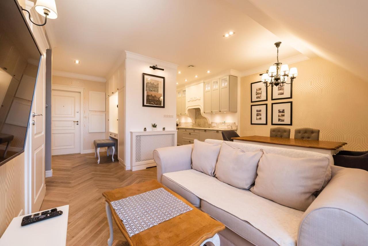 Lovely Apartment In The Heart Of Varsóvia Exterior foto