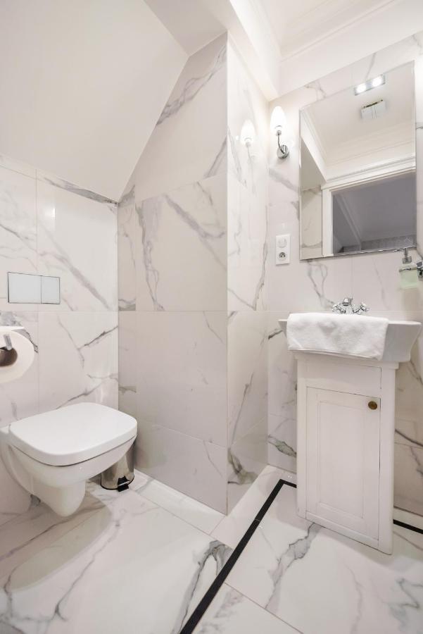 Lovely Apartment In The Heart Of Varsóvia Exterior foto